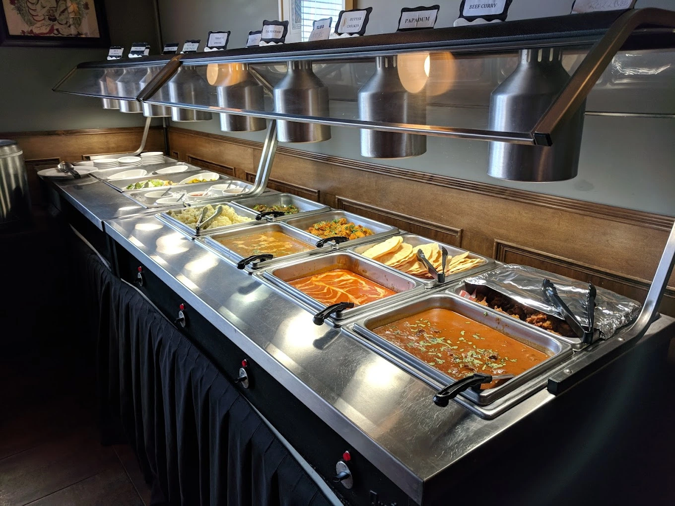 Kerala style catering tray with authentic dishes by Chilli Flakes